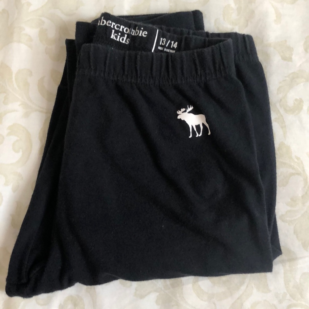 Abercrombie and kids leggings